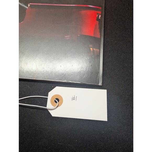 Taylor Swift - The Red Tour VIP Book VIP TICKET And POSTER Rare Merch official - Picture 2 of 7